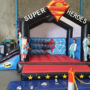 Super-hero-jumping-caslte