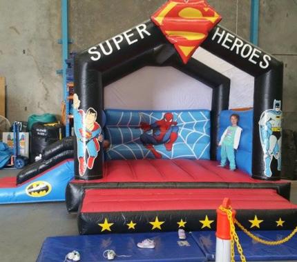 Super-hero-jumping-caslte